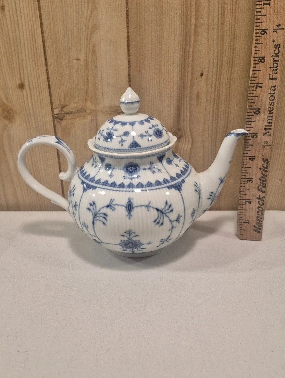 Vintage Kaiser Romantica Bornholm Blue & White  Design Porcelain Tea Pot W/Lid